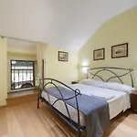 House 4*