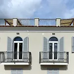 Aparthotel House 4*