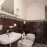 Aparthotel House