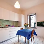 House 4*