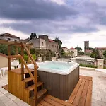 House Aparthotel