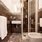 Aparthotel House