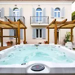 ハウス 4*