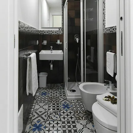 House 4*