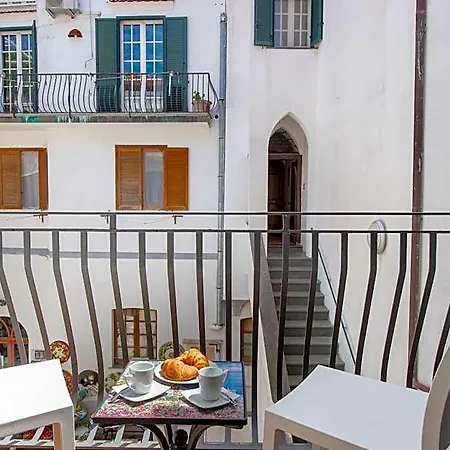 House Hotel apartamentowy 4*