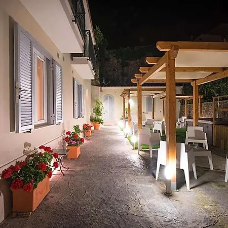 House Ravello