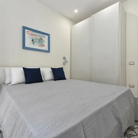 Apartahotel House 4*