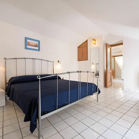 House 3*