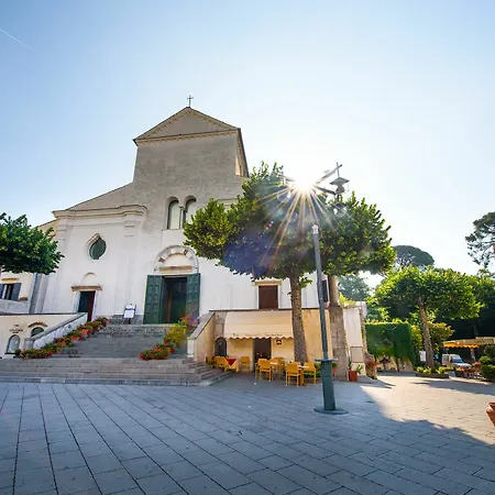 Aparthotel House